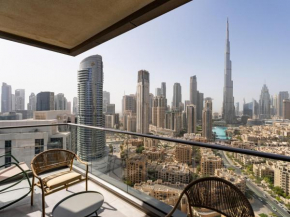 Spectacular 3BR plus 1 guest Room with Iconic Burj Khalifa Views